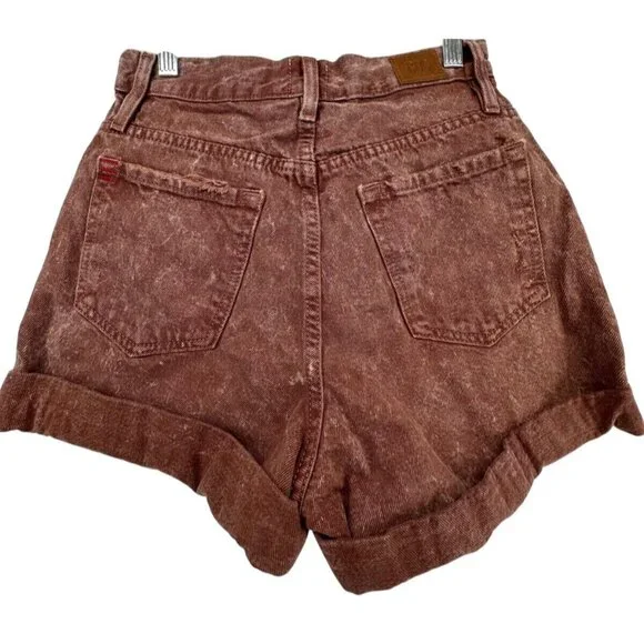 BDG Womens Shorts Sz 26 Mom High Rise Cinnamon Distressed Cuffed Outdoorsy Boho - Picture 2 of 14